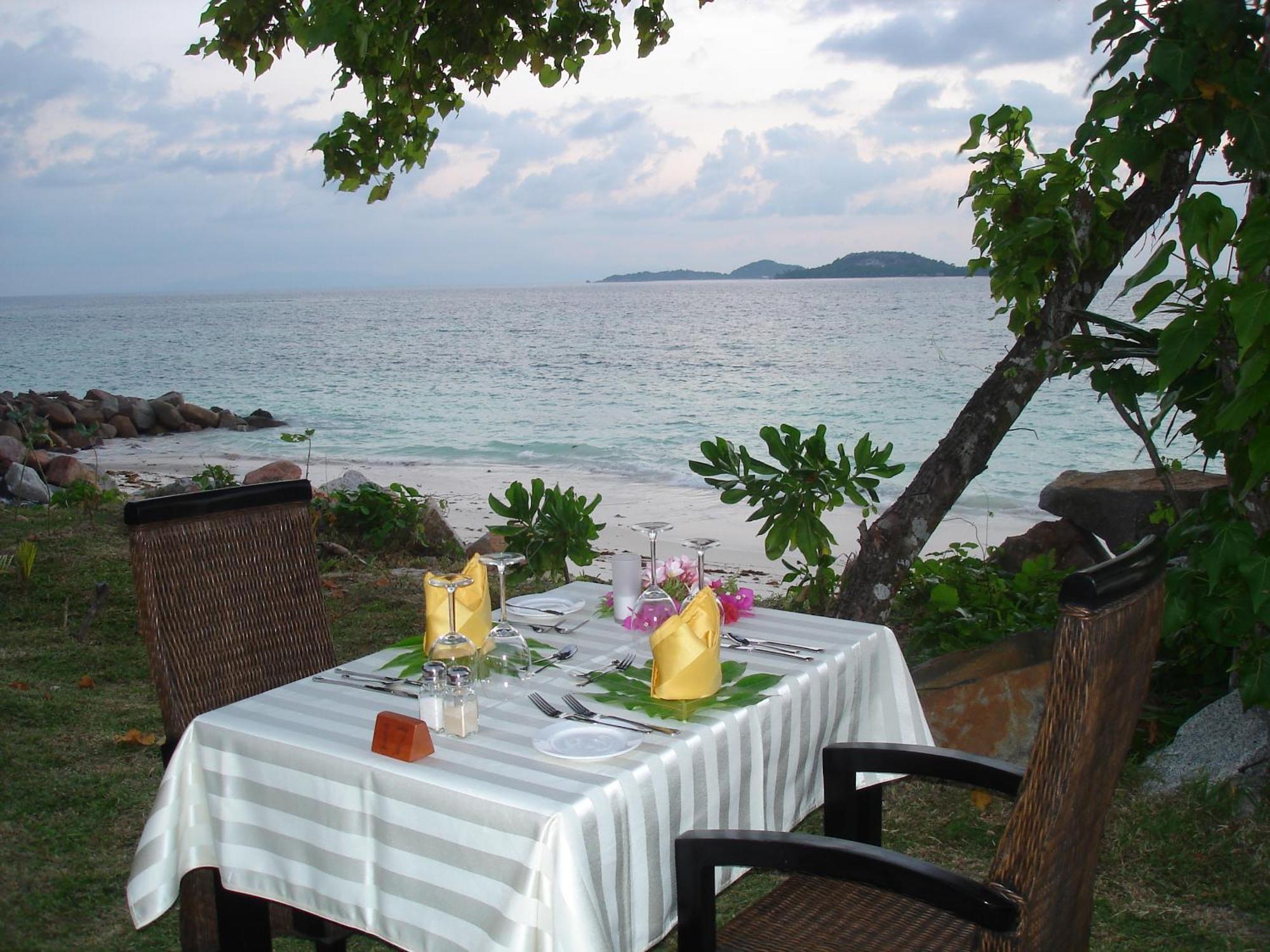 Castello Beach Hotel Grand Anse  Exterior foto