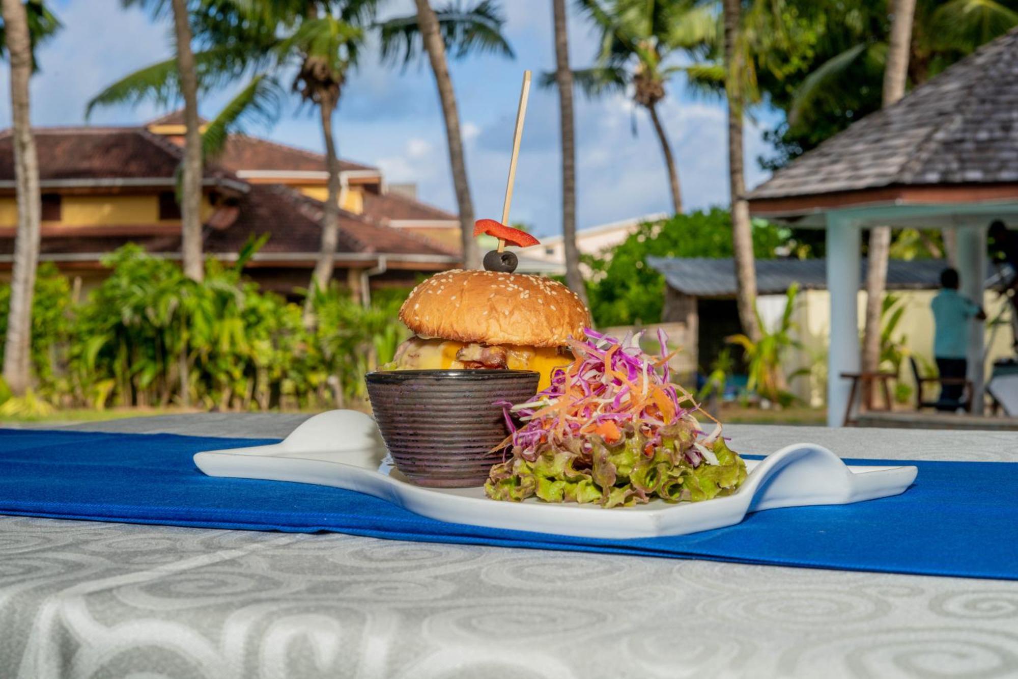 Castello Beach Hotel Grand Anse  Exterior foto